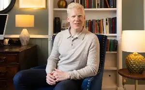 Ask Dr Oscar: Why can’t I stop hiccuping?