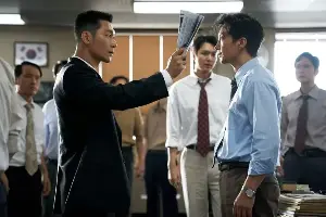 Lee Min-ho’s ‘Assassin(s)’ Tops Korean Film Reservation Chart After Rapid Box Office Rise