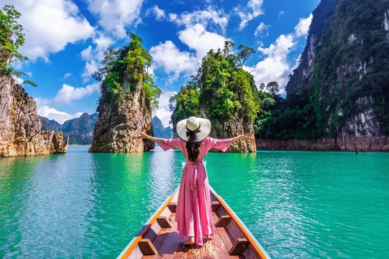 Scenic natural beauty of Thailand destination make it a splendid backdrop for photoshoots. 