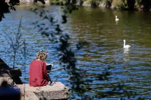 Could more female financial advisers help narrow the pension gap?