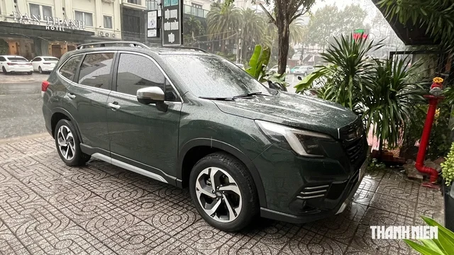 Which parts of a car are most likely to deteriorate if it's parked in the rain for extended periods? - Image 1.