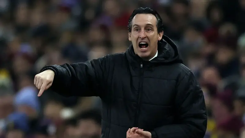 Pundits question Emery's selection gamble