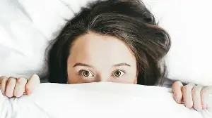 Can weekend sleep cure weekday burnout? Doctor reveals truth about corporate job stress, shares actual recovery hacks