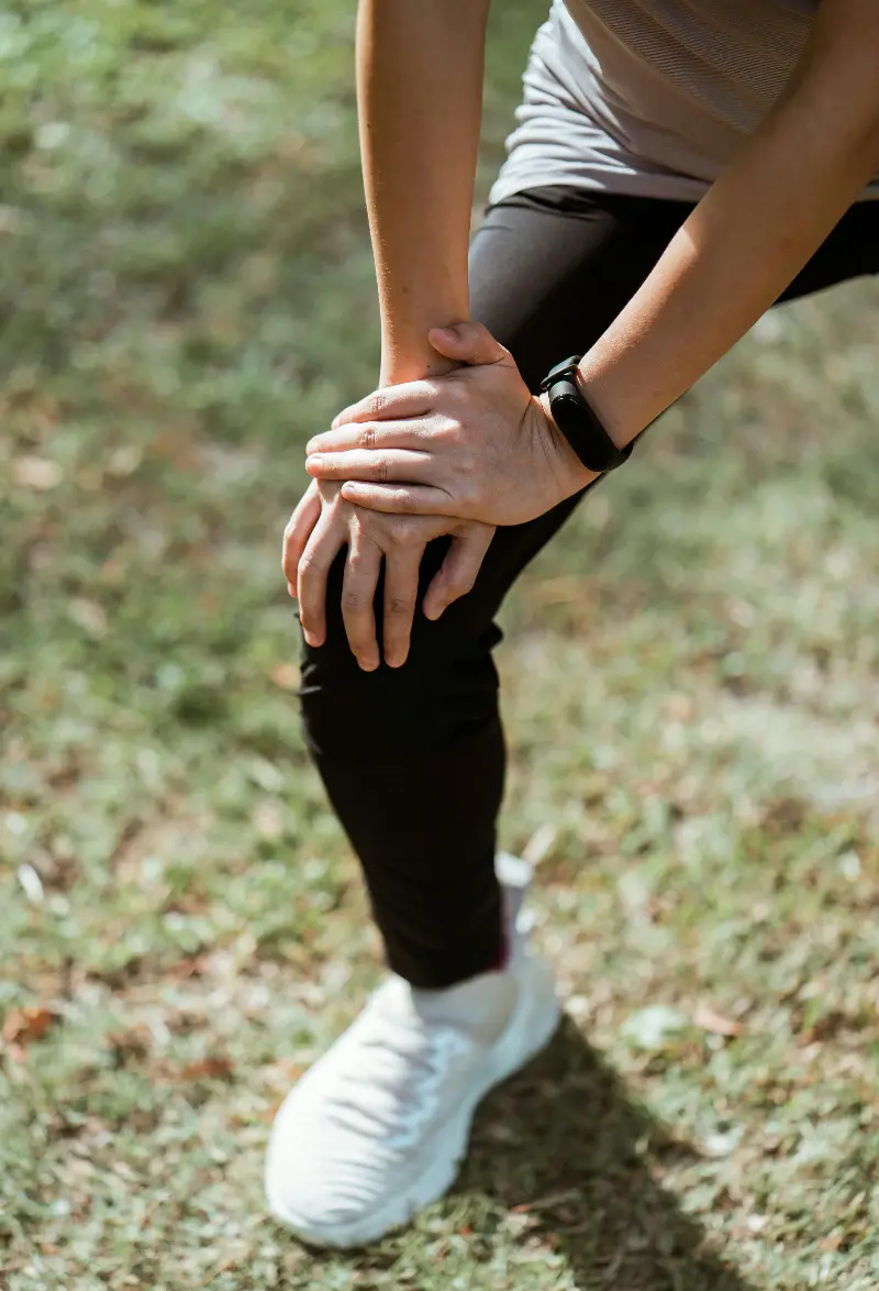 Micro-breaks are short pauses that help your brain and body recover during the workday. 
