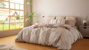 5 aesthetic upgrades that will instantly make your bedroom look like a Pinterest mood board