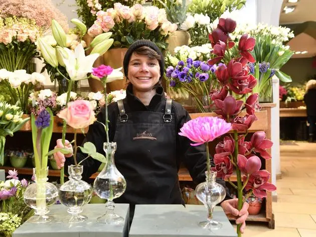 Tanja Sölla von Blumen Bahlmann weiß, welche Blumen welche Bedeutung haben.