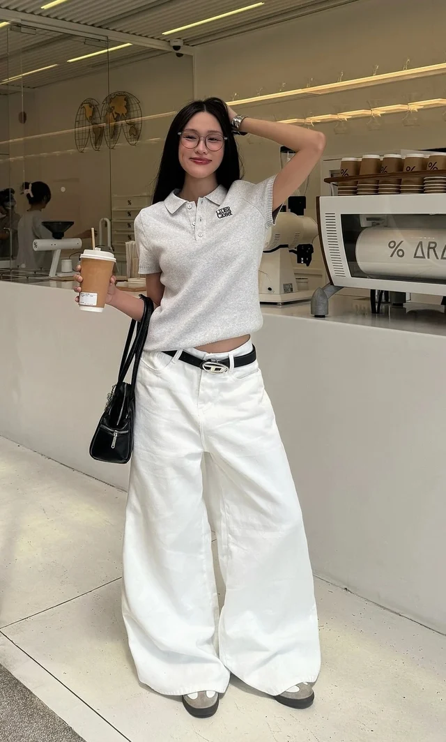 Wearing simple yet stylish white jeans - Photo 5.