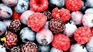 Gastroenterologist shares 5 food groups that can protect the liver against fatty liver disease: Berries, matcha and more