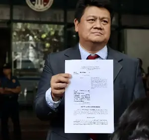Luistro stresses House justice panel "did not violate law" amid Carpio complaint
