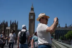 London heatwave 'more likely' within days as temperatures to rocket after miserable week