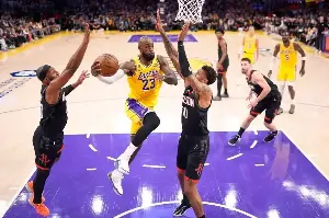 LeBron leads Lakers to surprising 107-98 win over Rockets in playoff opener