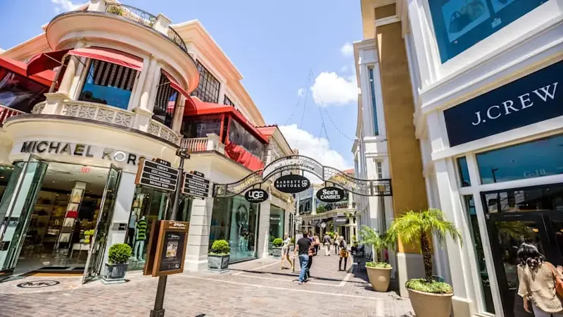 The Grove Shopping Mall - Los Angeles