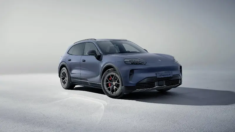 Porsche Cayenne S Electric