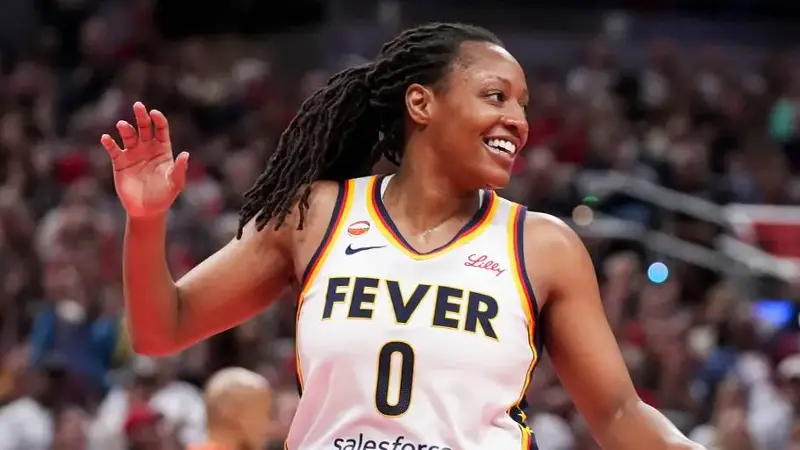 Indiana Fever guard Kelsey Mitchell