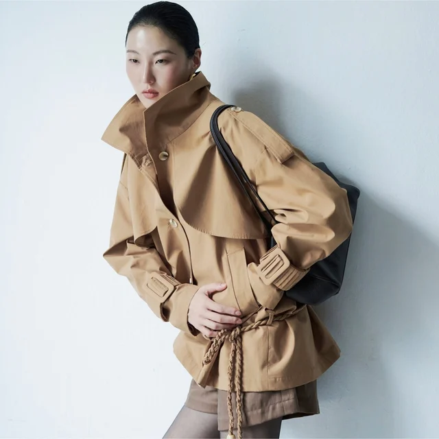 A crew-neck jacket, a gentle 'hug' everyone needs in the cold season - Photo 7.