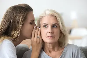 كيف تحمي نفسك وأسرتك من التهويل والشائعات؟