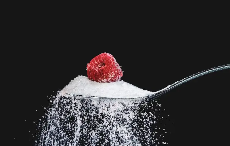 We need to learn to incorporate sugar into our meals in a balanced way, rather than trying to eliminate it completely.