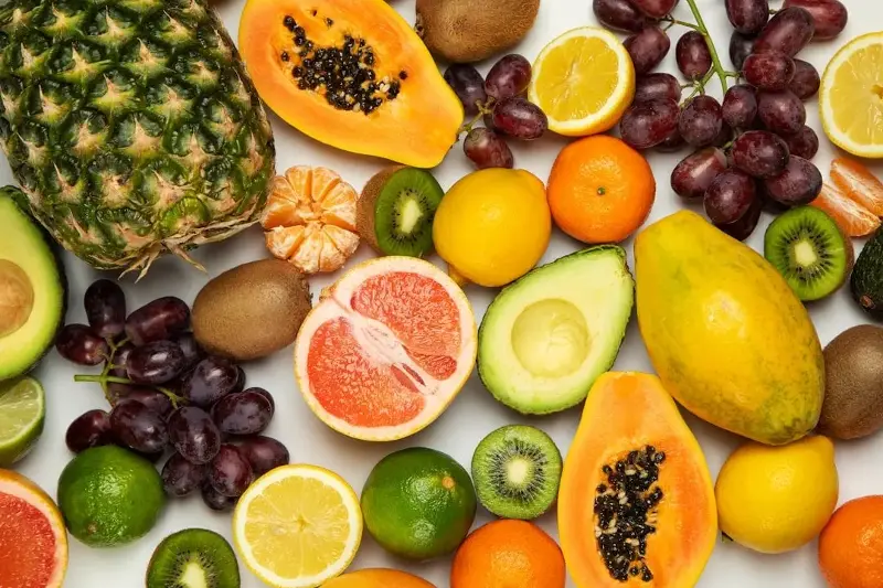 Fruits are a source of vitamins and minerals and should be consumed normally without any fear.