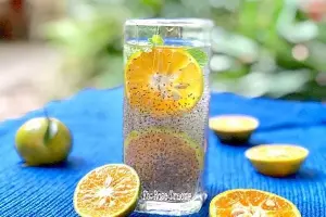 5 detox water recipes using chia seeds