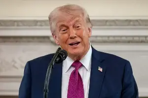 トランプ氏の停戦延長発表直前にまた大規模先物取引…「怪しい取引の可能性」