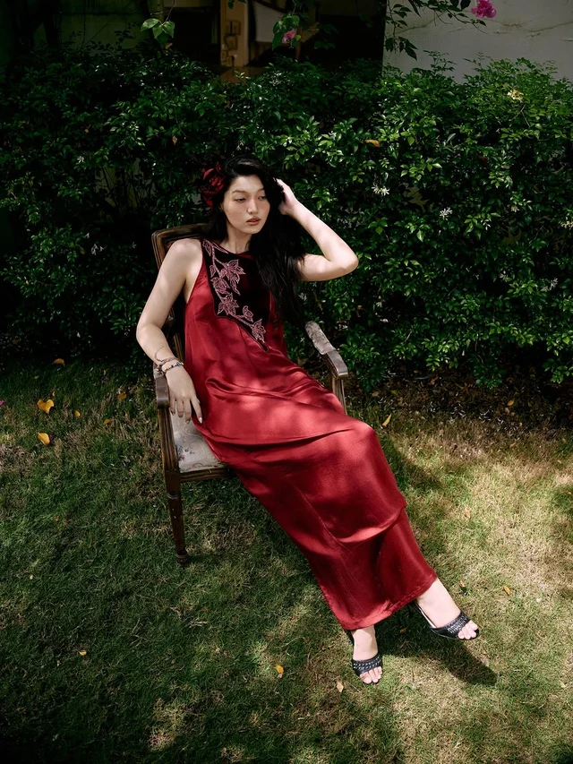 Burgundy red - the new star of the fall/winter wardrobe - Photo 1.