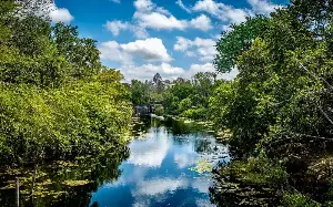 Slip away from the theme-park crowds in Orlando’s spectacular ‘Lake District’