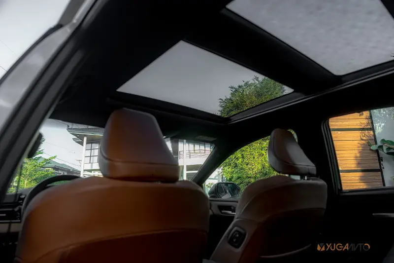 2025 Toyota Camry HEV Review