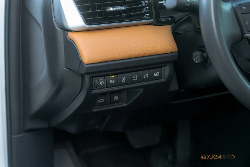 2025 Toyota Camry HEV Review