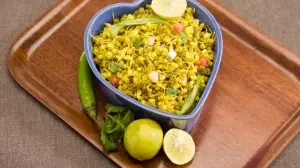 3 Quick Protein-Packed Poha Recipes for Weight Loss with Added Nutrients