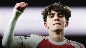 "Apart from Lionel Messi, I haven't seen anyone else leave their opponents standing like that": A 16-year-old has Arsenal dreaming