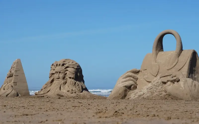 From Banksy and Vincent Sand Gogh, Race Against the Tide contains beach puns aplenty