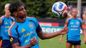 Can Yamal emulate Pele and Mbappe?