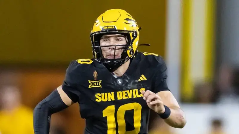Arizona State Sun Devils quarterback Sam Leavitt 