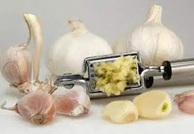 Những ai không nên ăn tỏi? 