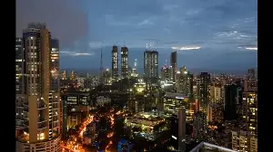 Why big cities keep drawing India’s workforce