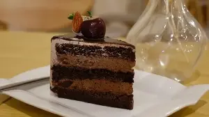 This chocolate lava cake with 13g protein and just 166 calories, ‘supports your goals, not ruins them’: Full recipe