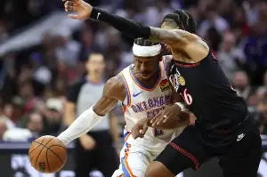 NBA: Shai Gilgeous-Alexander, Thunder ease past Sixers, win 12th straight
