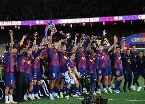 كم سيجني برشلونة بعد التتويج بلقب الدوري الإسباني؟