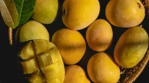 The Indian mango paradox