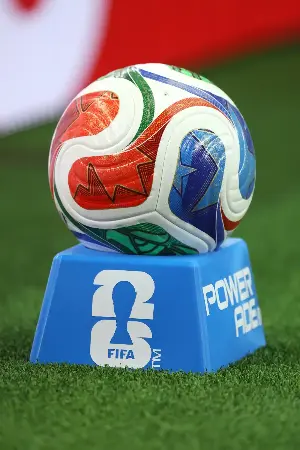 تقنيات متطورة وتصميم ذهبي.. تعرّف على كرة نهائي مونديال 2026