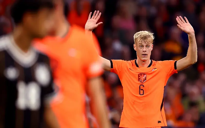 Injury worry: Jan Paul van Hecke (Getty)