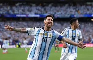 Messi surpasses Pele, setting an unprecedented milestone in the World Cup.