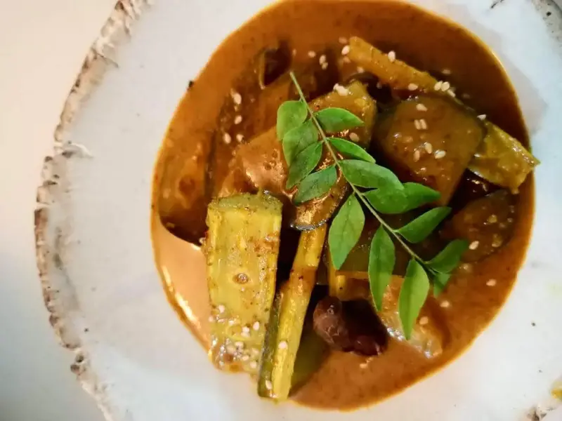 Coastal milk mango curry 