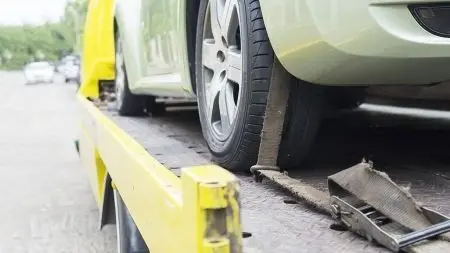 Los coches eléctricos se averían menos que los térmicos, pero tienen un punto débil en común