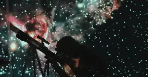 An eight-year-old discovers asteroids.