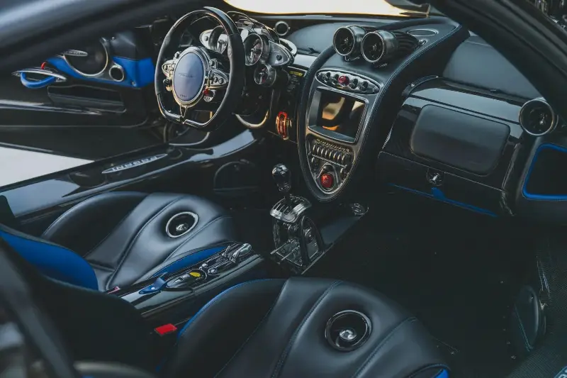 2024 Pagani Huayra Roadster Executor _1468168 1536x1024.webp