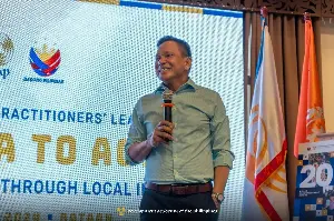 Galvez out; former interior chief Sarmiento is Marcos’ new peace adviser 