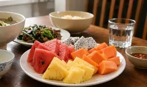 Is it good to eat fruit after a meal?