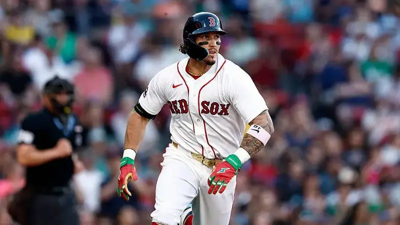 Red Sox match their Fenway Park season-best in runs and hits in win over Orioles