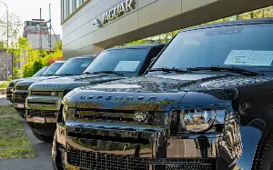 Jaguar Land Rover delays all-electric Defender rollout
